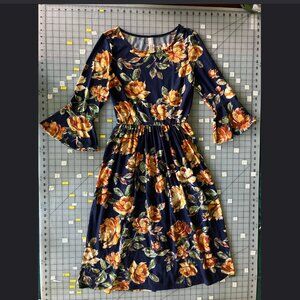 GILLI floral knee-length a-line flare sleeve dress